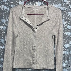 Aerie Heather Gray Button-Up Top